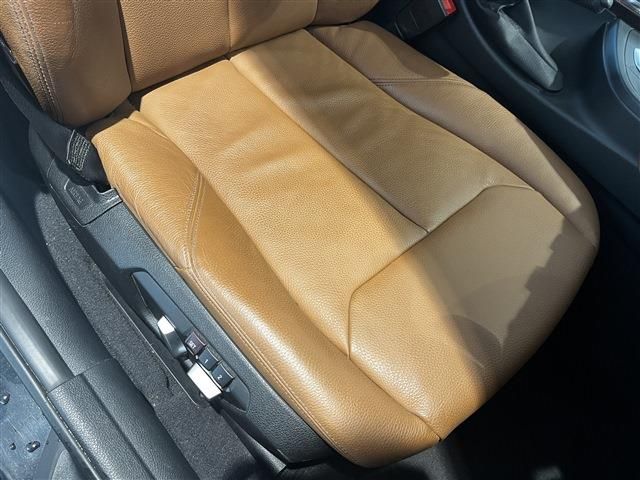 BMW 3SERIES SEDAN 2017 Image 31