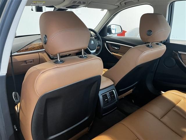 BMW 3SERIES SEDAN 2017 Image 31