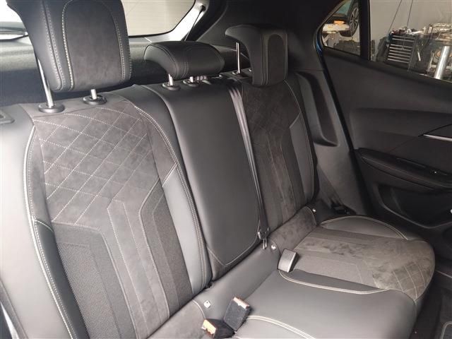 PEUGEOT 2008 2022 Image 31