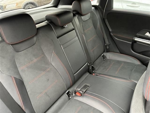 MERCEDES BENZ B CLAS 2019 Image 31