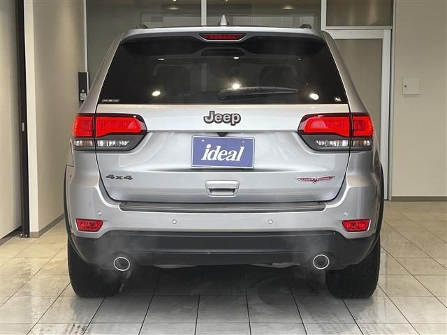 JEEP GRAND CHEROKEE 2017 Image 31