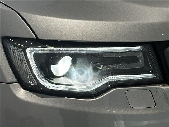 JEEP GRAND CHEROKEE 2017 Image 31