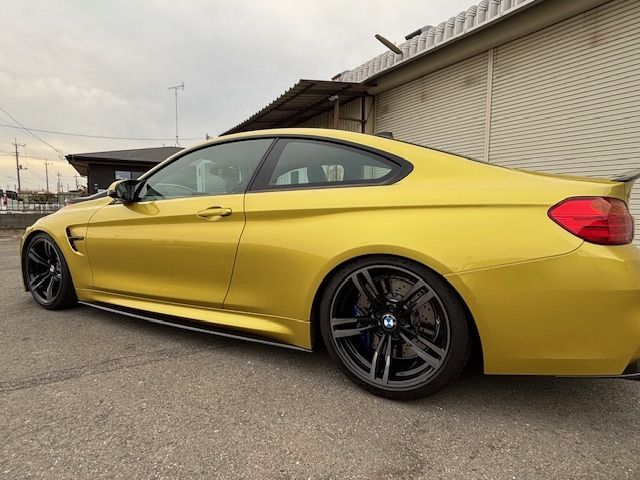 BMW M4 2015 Image 31