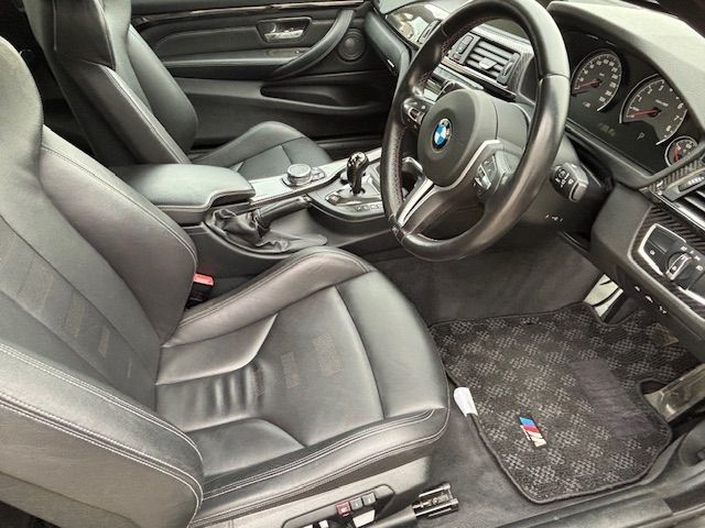 BMW M4 2015 Image 31