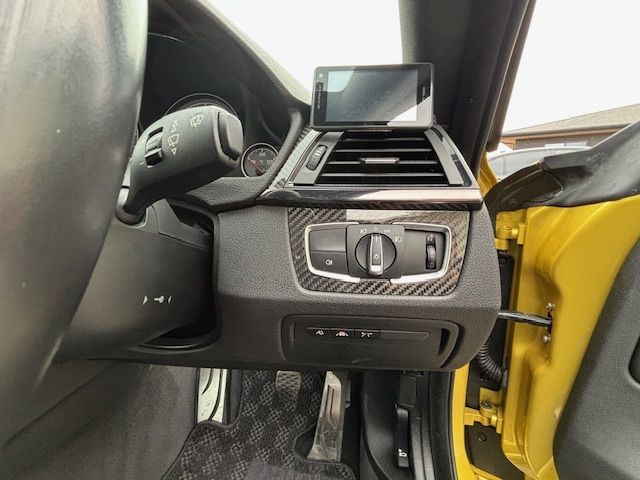 BMW M4 2015 Image 31