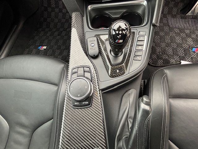 BMW M4 2015 Image 31