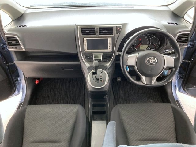 TOYOTA RACTIS 2011 Image 31