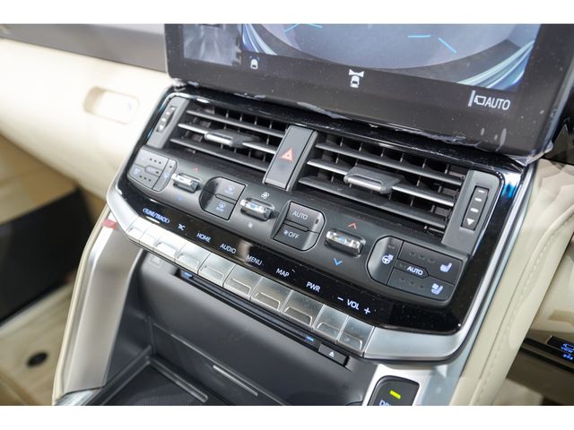 TOYOTA LANDCRUISER WAGON 2023 Image 31