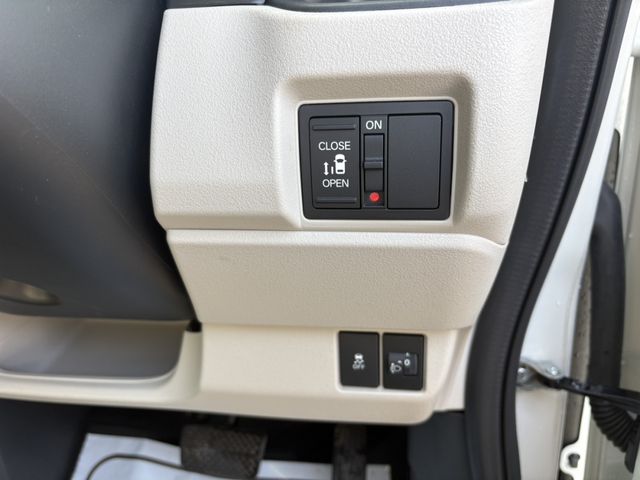 HONDA N BOX 4WD 2024 Image 31