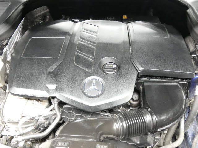 MERCEDES BENZ GLC CL 2019 Image 31