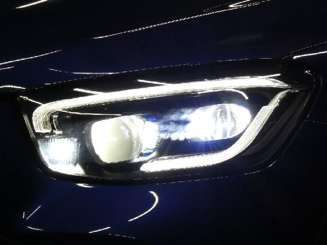 MERCEDES BENZ GLC CL 2019 Image 31