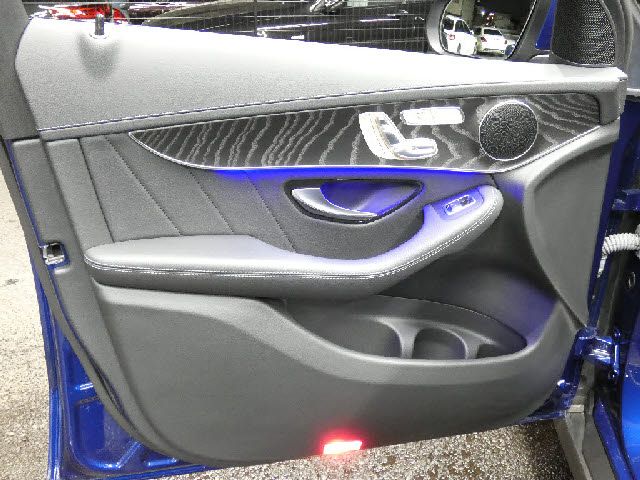 MERCEDES BENZ GLC CL 2019 Image 31