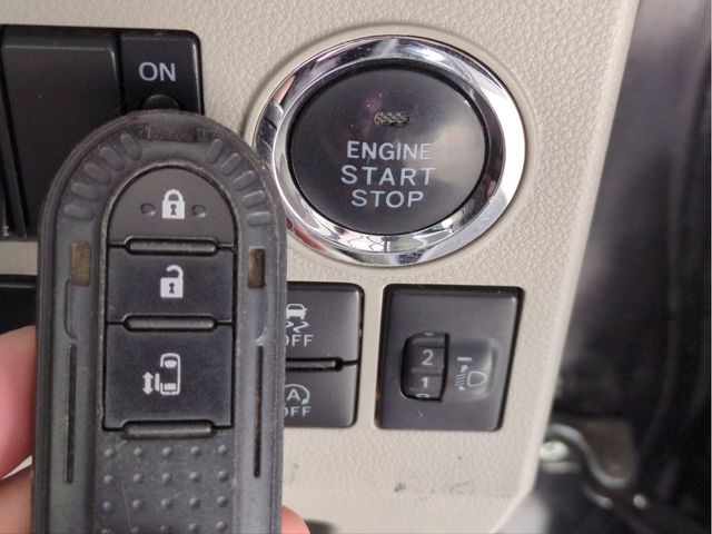 DAIHATSU TANTO 2018 Image 31