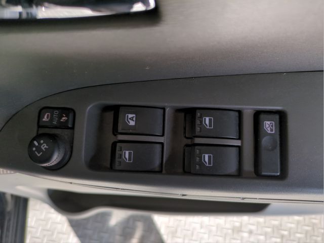 DAIHATSU TANTO 2018 Image 31