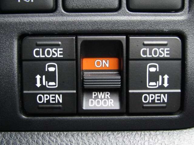 TOYOTA VOXY HYBRID 4WD 2020 Image 31