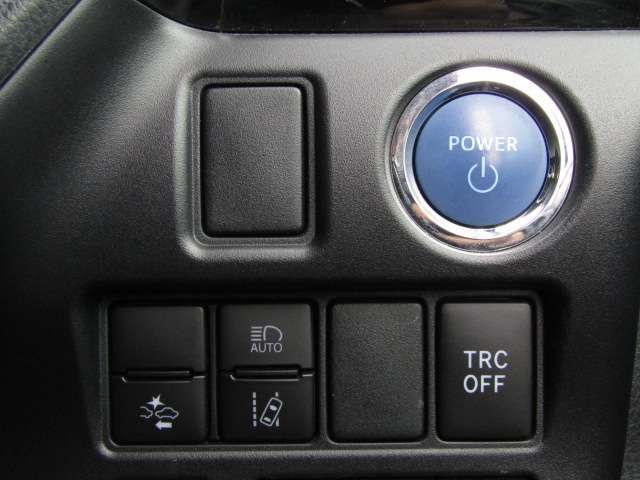 TOYOTA VOXY HYBRID 4WD 2020 Image 31