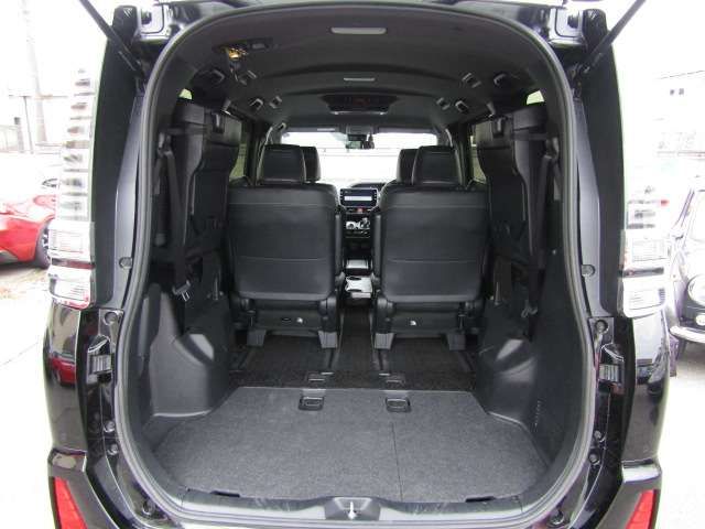 TOYOTA VOXY HYBRID 4WD 2020 Image 31