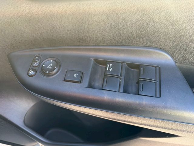 HONDA FIT 2013 Image 31