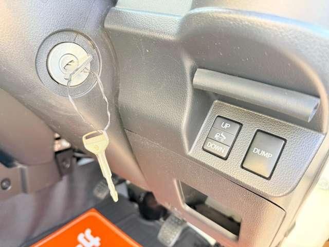 DAIHATSU HIJET DUMP 4WD 2019 Image 31