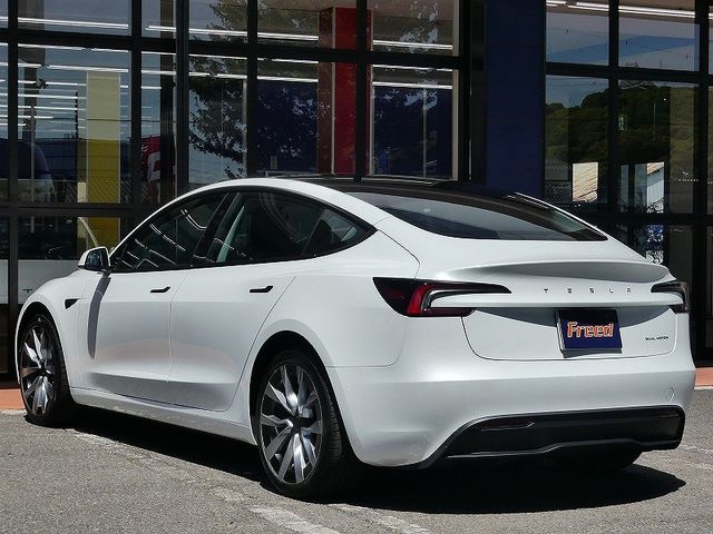 TESLA MODEL 3 2025 Image 31