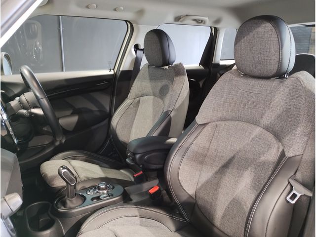 BMW MINI COOPER D 5DOOR 2021 Image 31