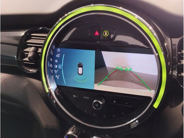 BMW MINI COOPER D 5DOOR 2021 Image 31