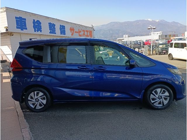 HONDA FREED HYBRID 2017 Image 31