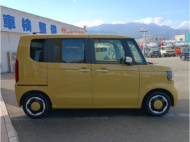 HONDA N BOX 2023 Image 31