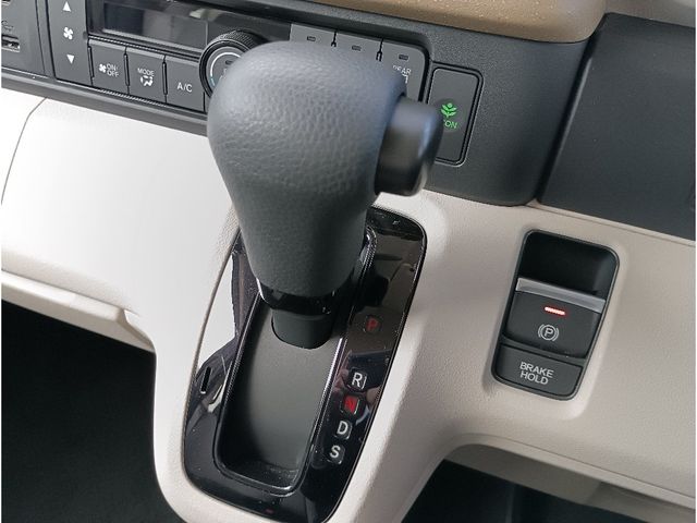 HONDA N BOX 2023 Image 31