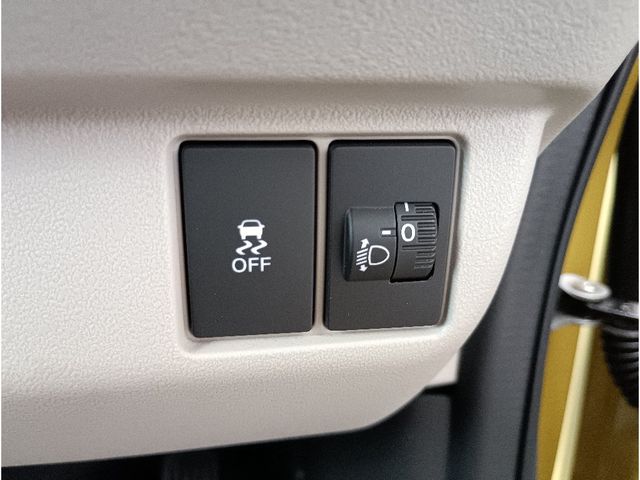 HONDA N BOX 2023 Image 31