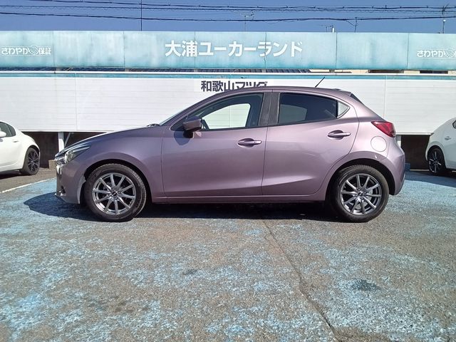 MAZDA DEMIO 2015 Image 31