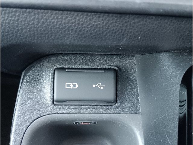 TOYOTA SIENTA HYBRID 2023 Image 31