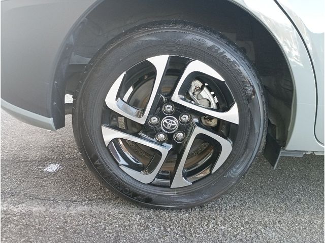 TOYOTA SIENTA HYBRID 2023 Image 31