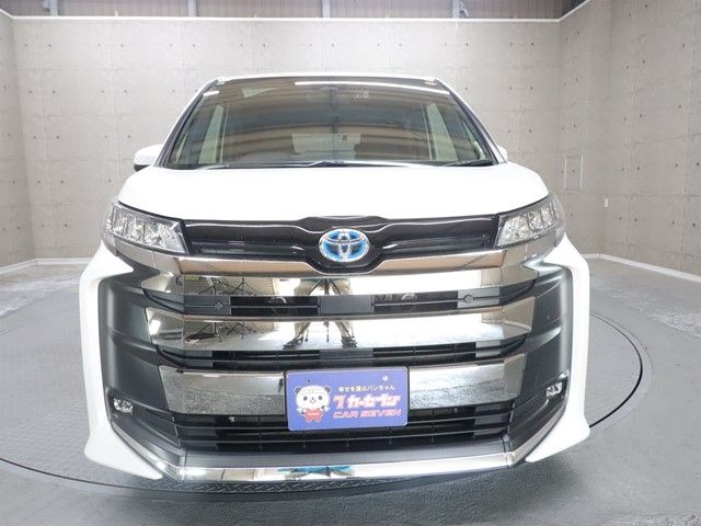 TOYOTA NOAH HYBRID 2022 Image 31