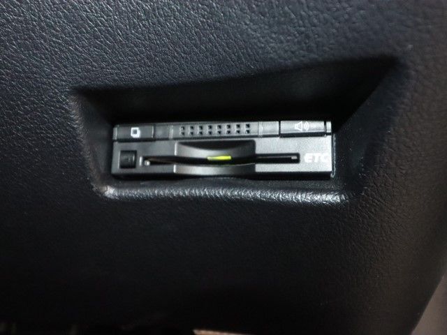 TOYOTA SIENTA HYBRID 2015 Image 31