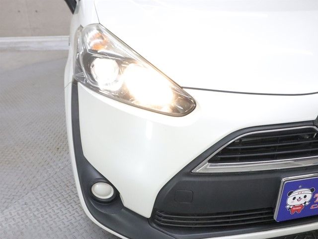 TOYOTA SIENTA HYBRID 2015 Image 31