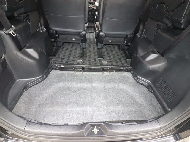 TOYOTA VOXY 2021 Image 31