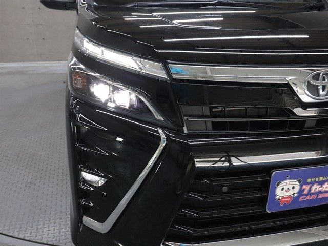 TOYOTA VOXY 2021 Image 31