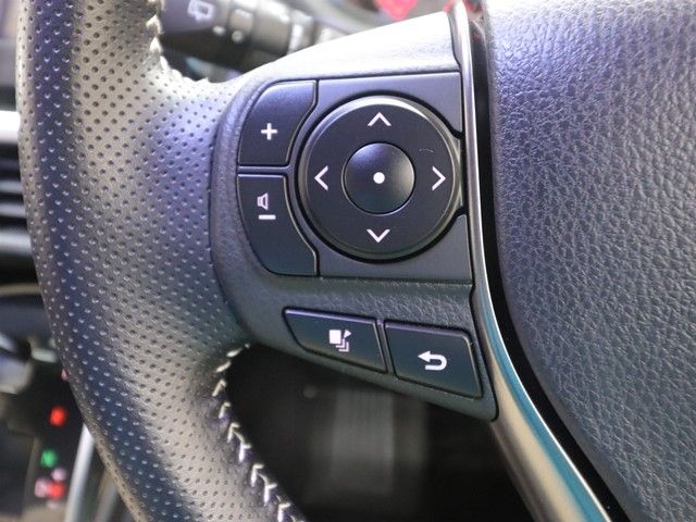 TOYOTA NOAH 2016 Image 31