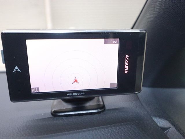 TOYOTA NOAH 2016 Image 31