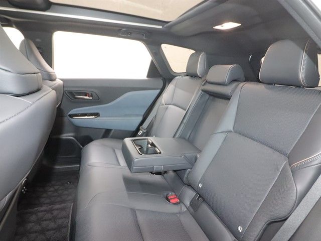 TOYOTA CROWN ESTATE 4WD 2025 Image 31