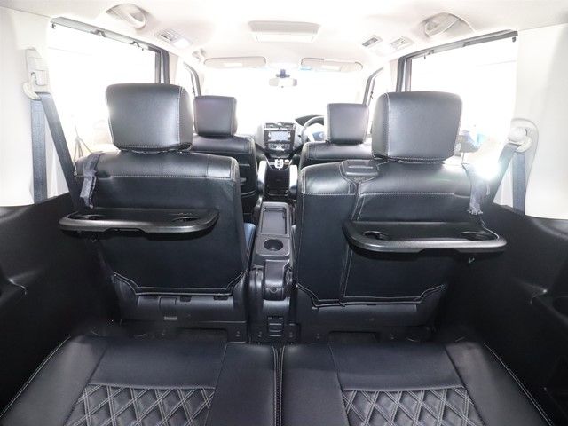 NISSAN SERENA  S-HYBRID 2015 Image 31