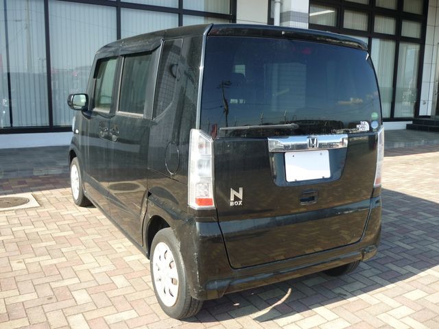 HONDA N BOX 2017 Image 31
