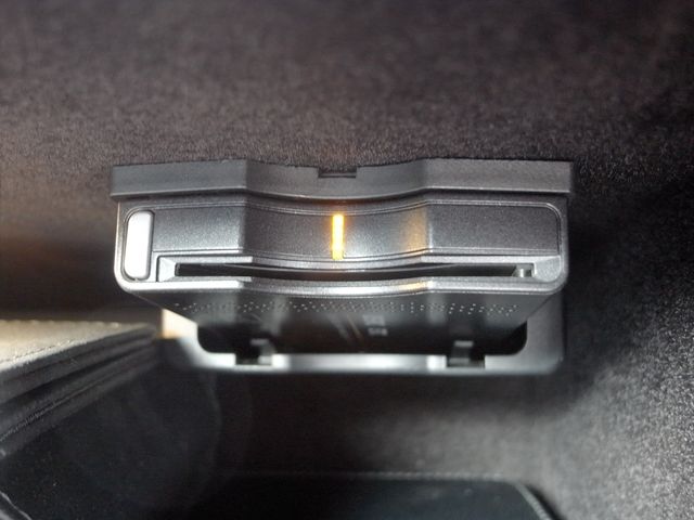 MERCEDES BENZ SL CLA 2016 Image 31