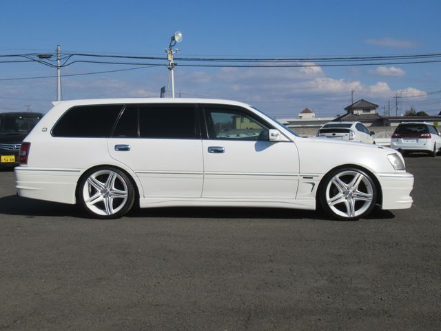 TOYOTA CROWN ESTATE 2007 Image 31