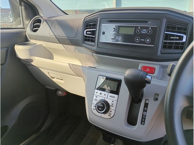 DAIHATSU MIRA E:S 4WD 2020 Image 31