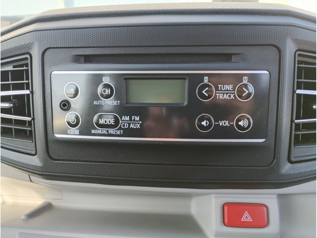 DAIHATSU MIRA E:S 4WD 2020 Image 31