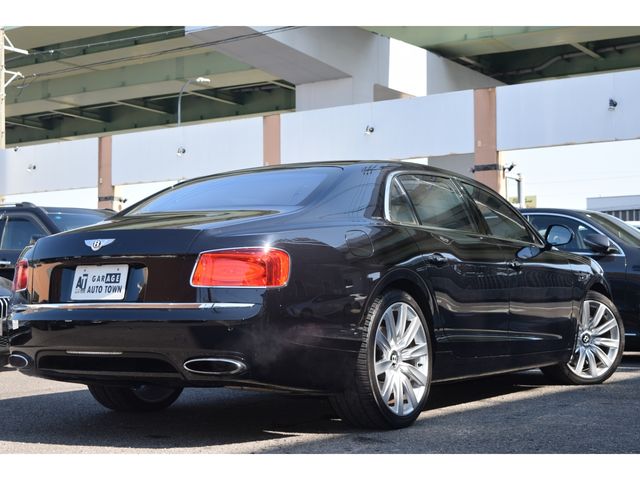 BENTLEY BENTLEY 2013 Image 31