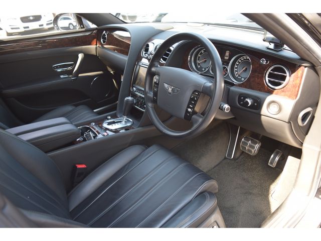 BENTLEY BENTLEY 2013 Image 31