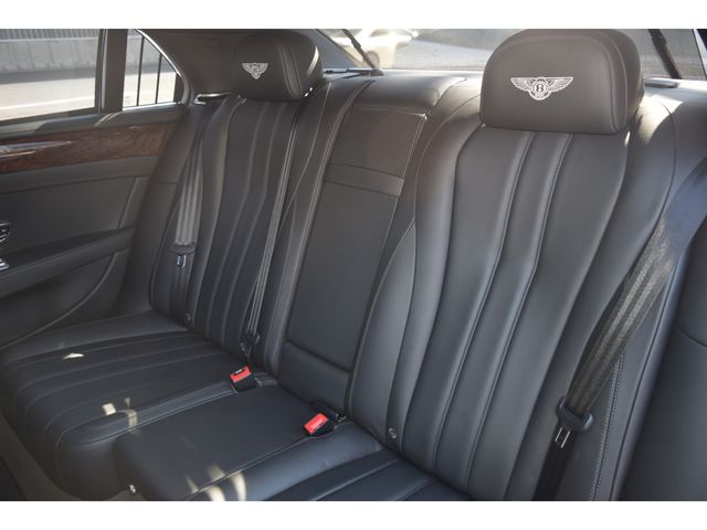 BENTLEY BENTLEY 2013 Image 31